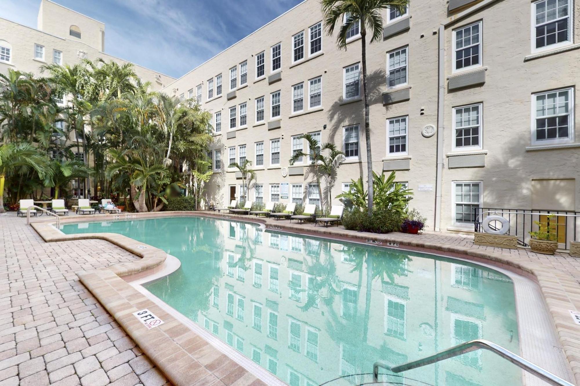 Palm Beach Hotel & Sunrise Cottage エクステリア 写真